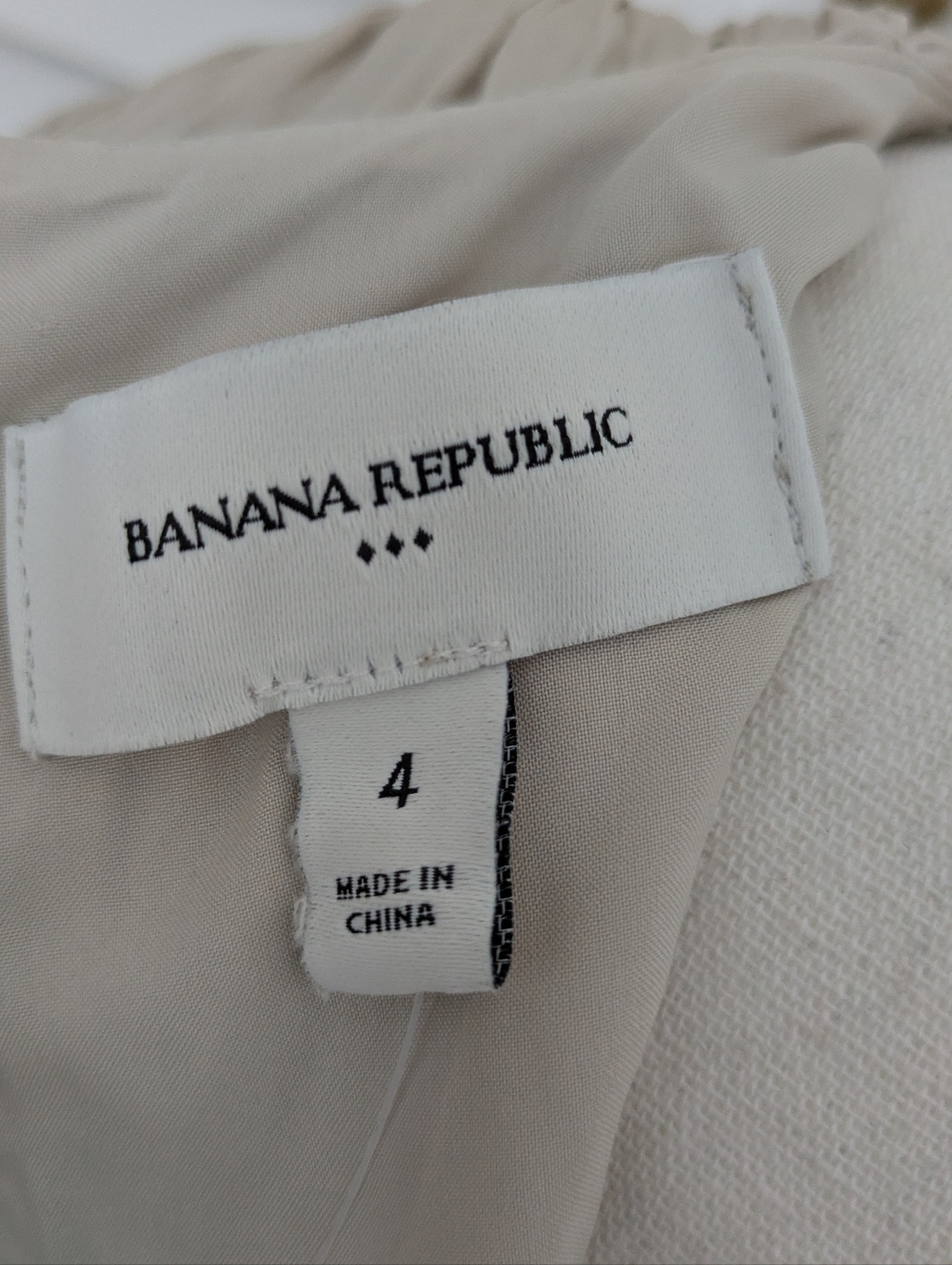 NWT, Banana Republic Sleeveless OYSTER PEARL Crystal Pleated Maxi Dress Sz 4 - Picture 8 of 8